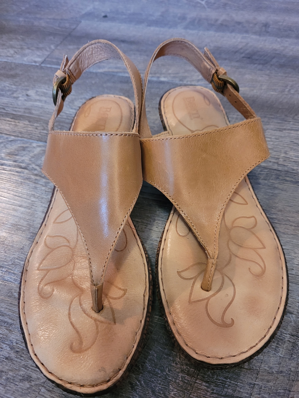 Born Shoes Womens Size 9 Tan Leather Thong Wedge Sandals Slingback Neutral